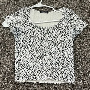 Brandy Melville navy floral button up crop top, one size (xs-med)